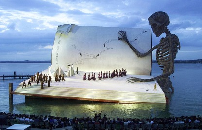 giant-book-austria.jpg