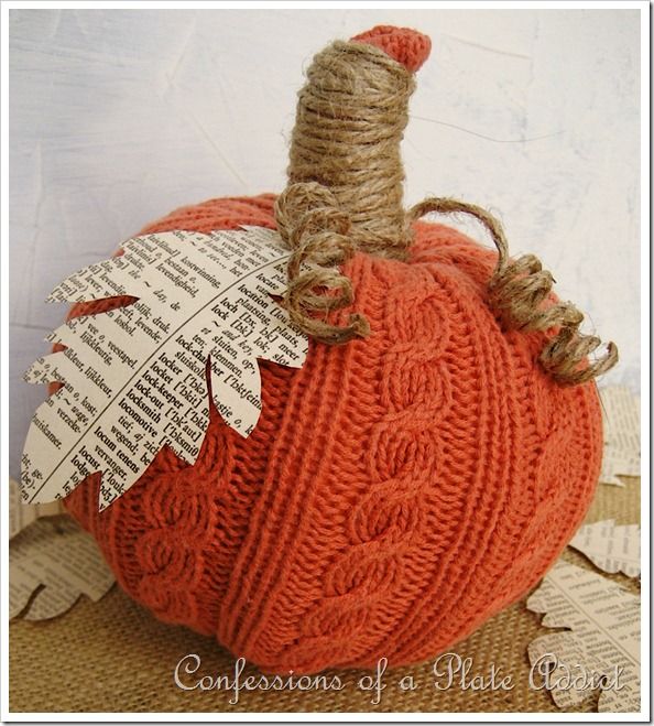 Sweater-pumpkin-with-Book-Page-Leaf_thumb27.jpg